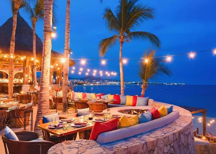 2 Bd 5-star Beachfront Paradise Сasa de vacaciones