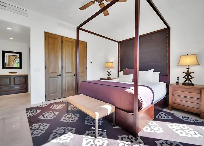 2 Bd 5-star Beachfront Paradise Сasa de vacaciones *